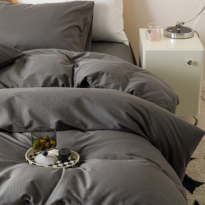 91家纺网 家纺一手货源 找家纺 简宜家居 2025新款60S长绒棉提花四件套 绅士-灰