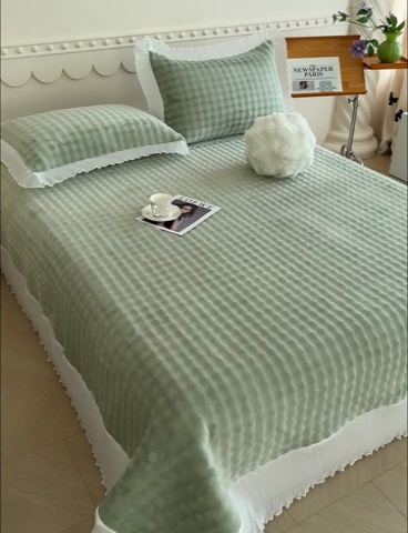 91家纺网 家纺一手货源 找家纺 冬然家纺 2024新款泡泡绒床裙四件套系列 泡泡绒-抹茶绿