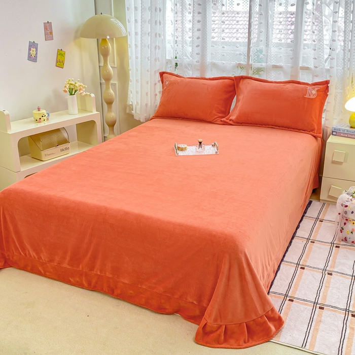 91家纺网 家纺一手货源 找家纺 晶缦家纺 2024新款高克重牛奶绒刺绣花四件套 点点花季-香橙