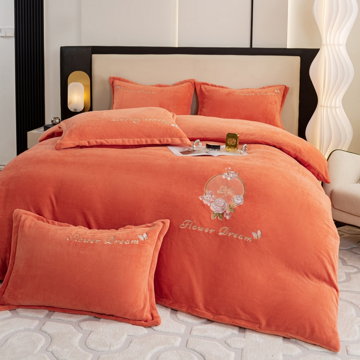 91家纺网 家纺一手货源 找家纺 晶缦家纺 2024新款高克重牛奶绒刺绣花四件套 花仙子-香橙