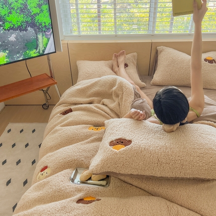 晨曦家纺 2024新款加厚羊羔绒牛奶绒毛巾绣四件套 羊羔绒-萌萌狗咖色