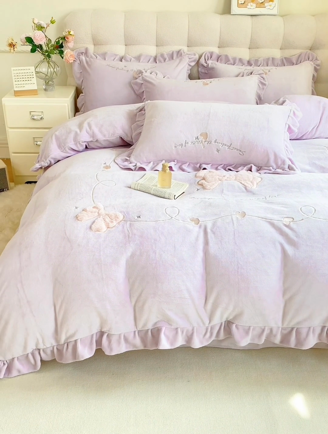 91家纺网 家纺一手货源 找家纺 蜜柚 2024新款全消光高克重韩版小清新贴布绣四件套 蝴蝶结-粉