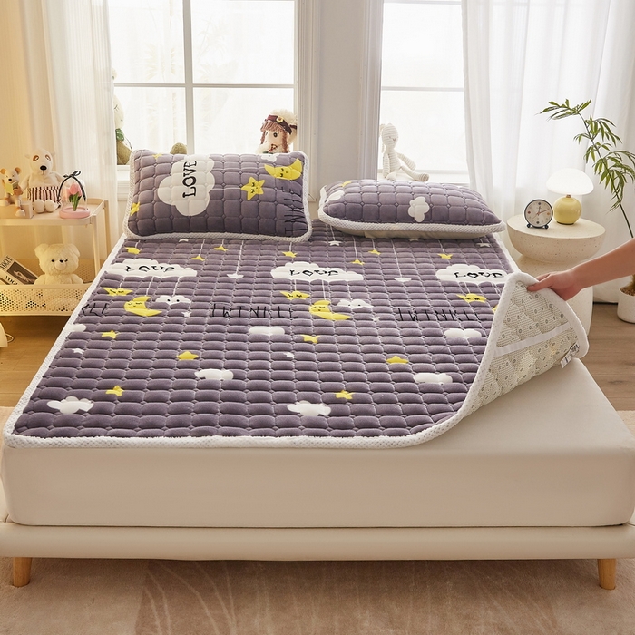 91家纺网 家纺一手货源 找家纺 东宇床垫 2024新款牛奶绒床褥大床 晚安