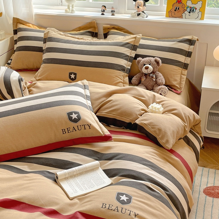 91家纺网 家纺一手货源 找家纺 暖芯优选 2025直播热款加厚全棉磨毛四件套喷气印花纯棉（一字绣工艺款）学生三件套9月上新 安可