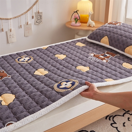 91家纺网 家纺一手货源 找家纺 （总）东宇床垫 2025新款牛奶绒床褥学生床