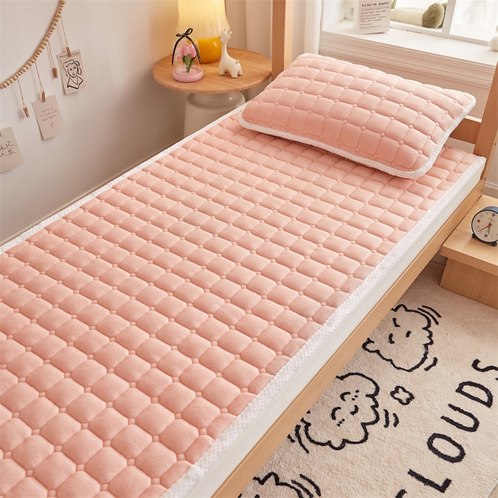 91家纺网 家纺一手货源 找家纺 东宇床垫 2025新款牛奶绒床褥学生床 公主粉