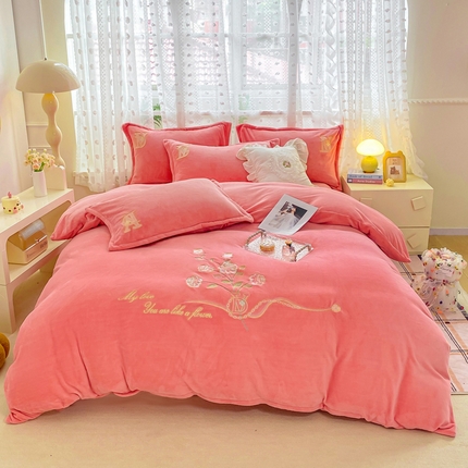晶缦家纺 2024新款高克重牛奶绒刺绣花四件套 点点花季-玉粉