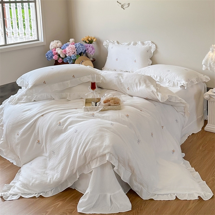 91家纺网 家纺一手货源 找家纺 木楌 2024全棉皱皱纱荷叶边刺绣工艺款四件套 文汐