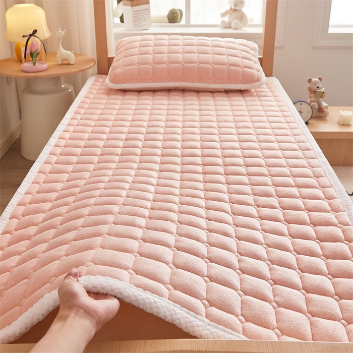 91家纺网 家纺一手货源 找家纺 东宇床垫 2025新款牛奶绒床褥学生床 公主粉