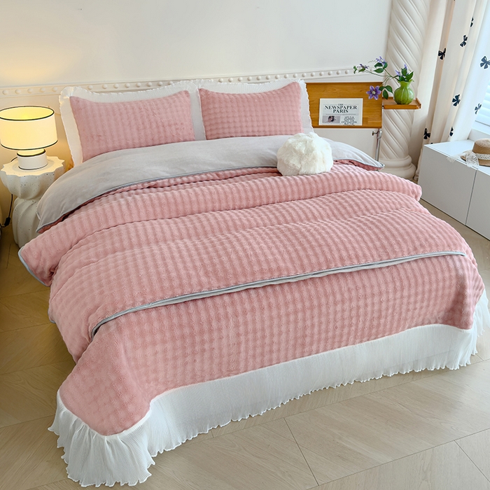 91家纺网 家纺一手货源 找家纺 冬然家纺 2024新款泡泡绒床裙四件套系列 泡泡绒-樱花粉