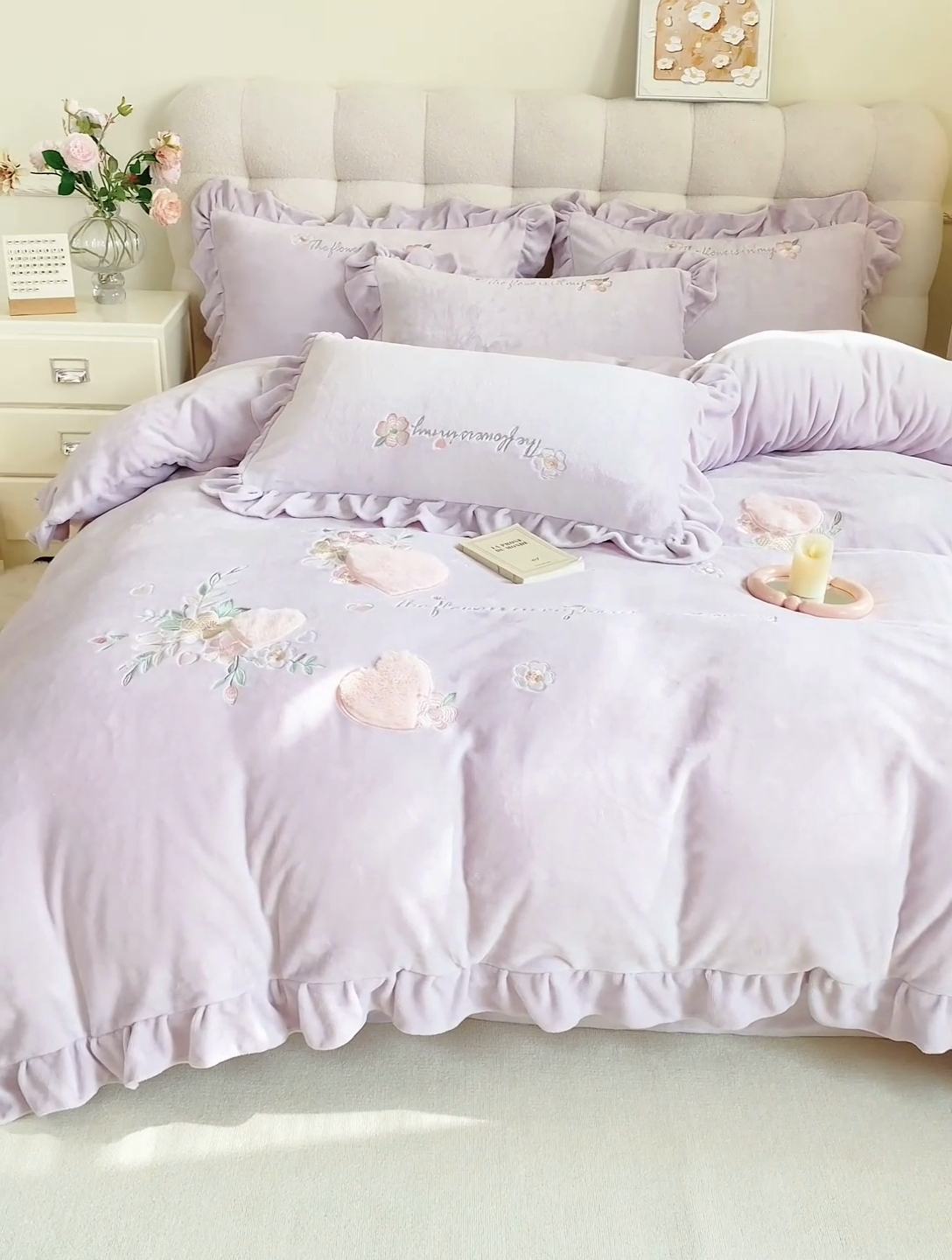 91家纺网 家纺一手货源 找家纺 蜜柚 2024新款全消光高克重韩版小清新贴布绣四件套 花妍-紫