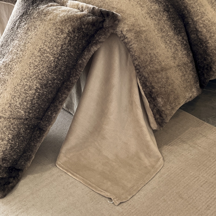 91家纺网 家纺一手货源 找家纺 慕尚家纺 2025新款高端亲肤舒适暖芙兔毛四件套 暖芙-深咖