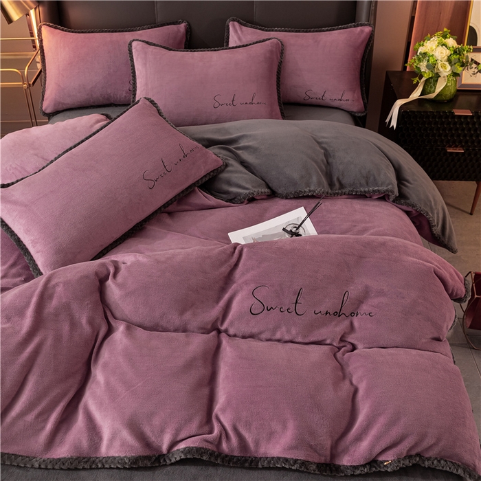 91家纺网 家纺一手货源 找家纺 吾诺 2024新款双拼色牛奶绒四件套 风格二 双拼浅紫