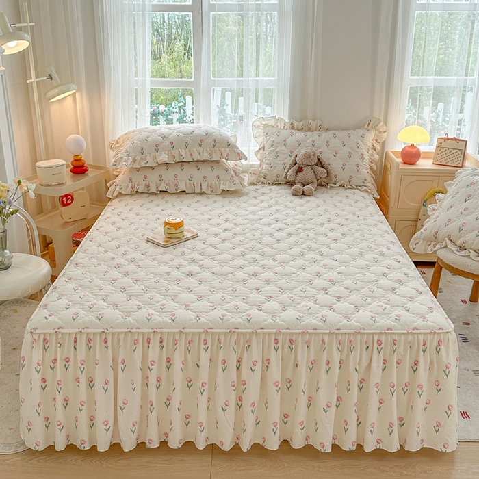 91家纺网 家纺一手货源 找家纺 忘忧草 2024亲肤水洗棉夹棉床裙--小清新系列 郁金香