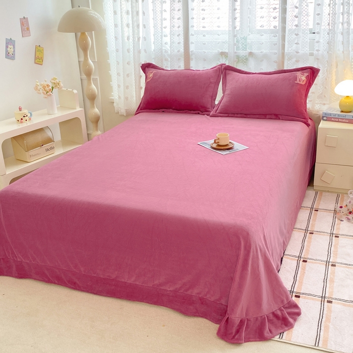 91家纺网 家纺一手货源 找家纺 晶缦家纺 2024新款高克重牛奶绒刺绣花四件套 点点花季-豆沙