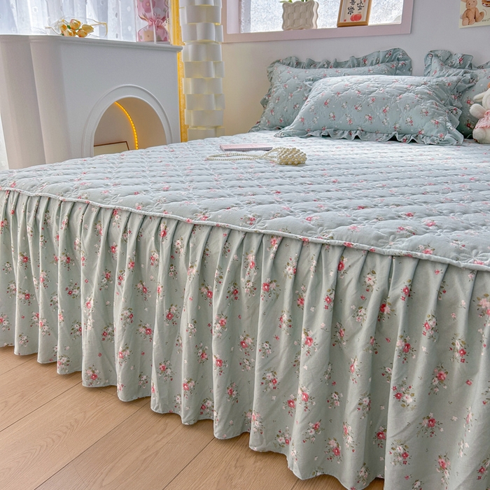 91家纺网 家纺一手货源 找家纺 忘忧草 2024亲肤水洗棉夹棉床裙--小清新系列 陌上花开