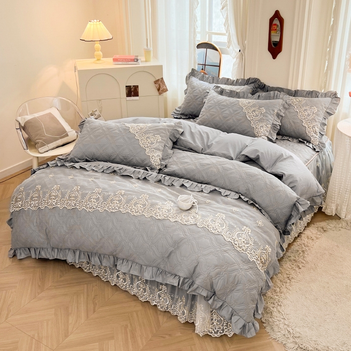 91家纺网 家纺一手货源 找家纺 罗艺轩 2024新款公主风全棉加厚可脱卸床笠式床裙四件套 慕雅-迷雾灰