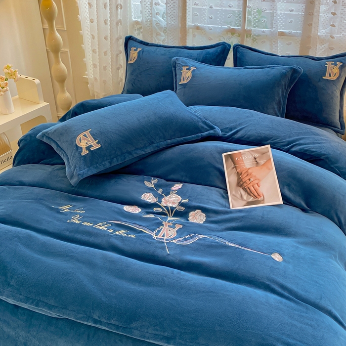 91家纺网 家纺一手货源 找家纺 （总）高克重牛奶绒刺绣花四件套舒适厚实冬季保暖牛奶绒四件套田园花卉系列