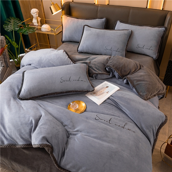 91家纺网 家纺一手货源 找家纺 吾诺 2024新款双拼色牛奶绒四件套 风格二 双拼兰灰