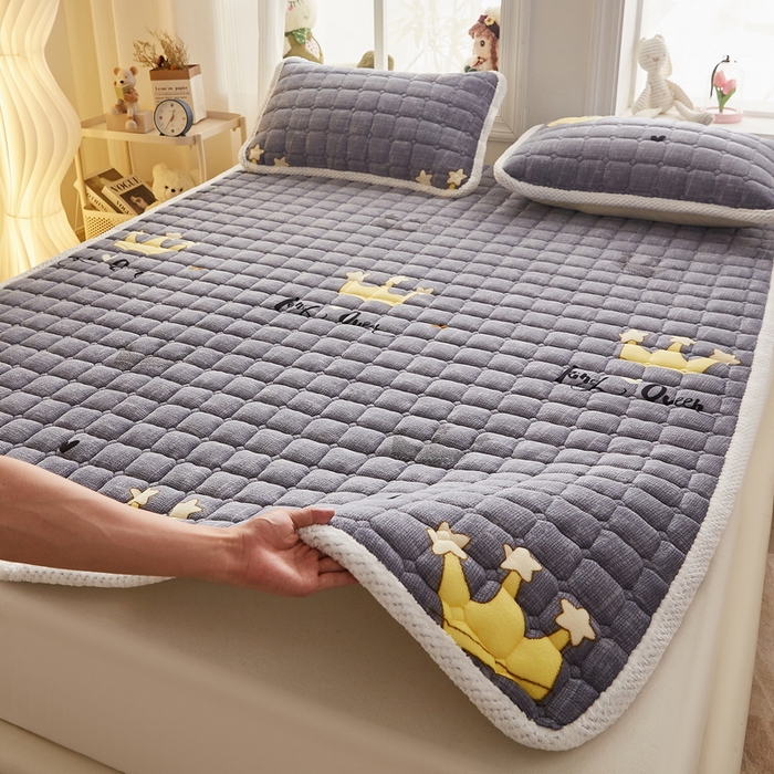 91家纺网 家纺一手货源 找家纺 东宇床垫 2024新款牛奶绒床褥大床 皇冠