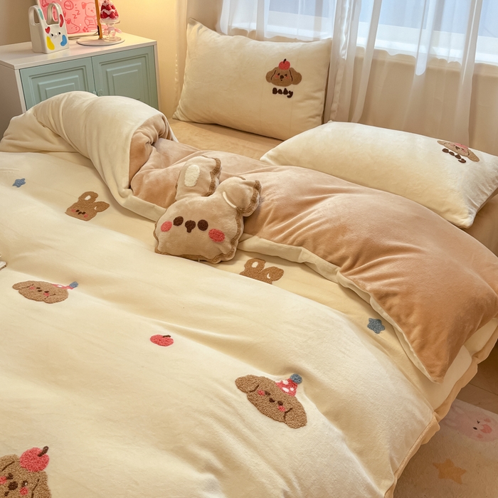 91家纺网 家纺一手货源 找家纺 慕尚家纺 2025新款牛奶绒毛巾绣刺绣四件套 球球 咖