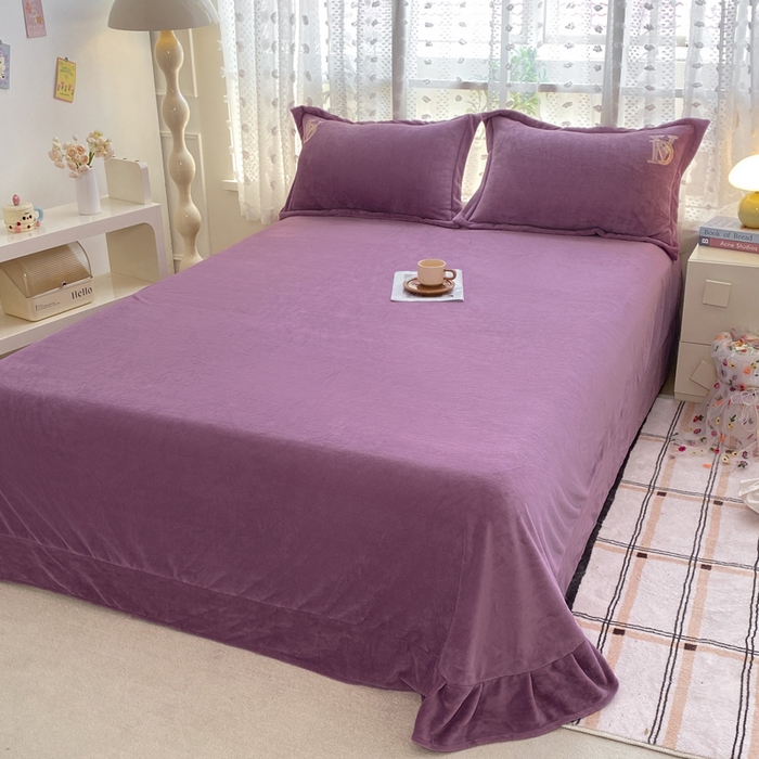 91家纺网 家纺一手货源 找家纺 晶缦家纺 2024新款高克重牛奶绒刺绣花四件套 点点花季-淡紫