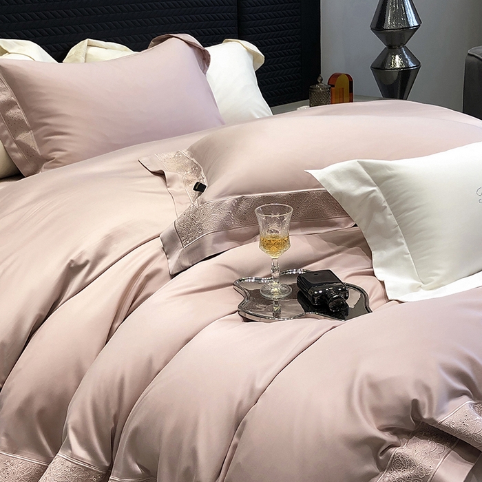 91家纺网 家纺一手货源 找家纺 黑白森林 2024新款50X50S天丝棉磨毛四件套 瑞丽-梦幻粉