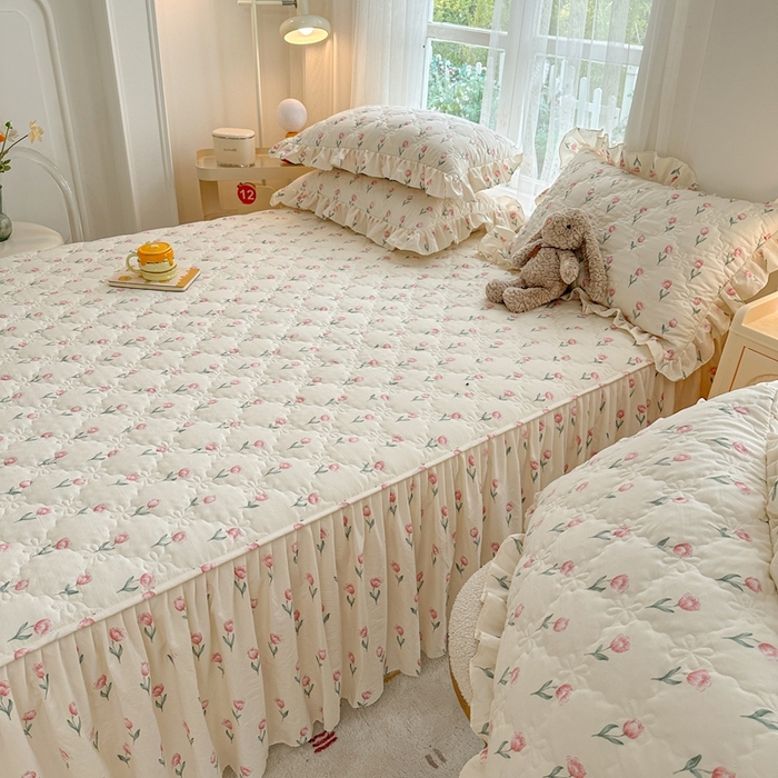 91家纺网 家纺一手货源 找家纺 忘忧草 2024亲肤水洗棉夹棉床裙--小清新系列 郁金香