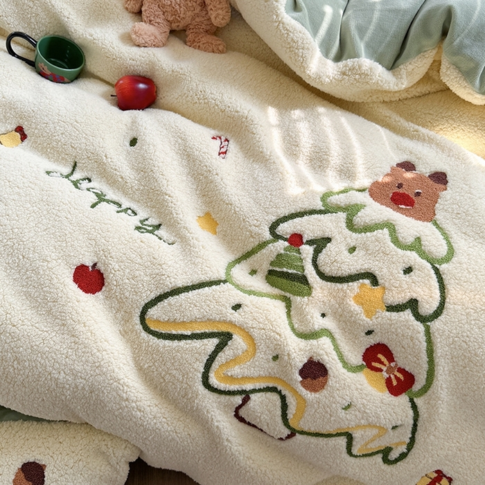 91家纺网 家纺一手货源 找家纺 蜜柚 2024新款高克重羊羔绒牛奶绒毛巾绣四件套 圣诞树