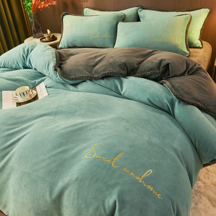 91家纺网 家纺一手货源 找家纺 吾诺 2024新款双拼色牛奶绒四件套 风格一 双拼湖兰