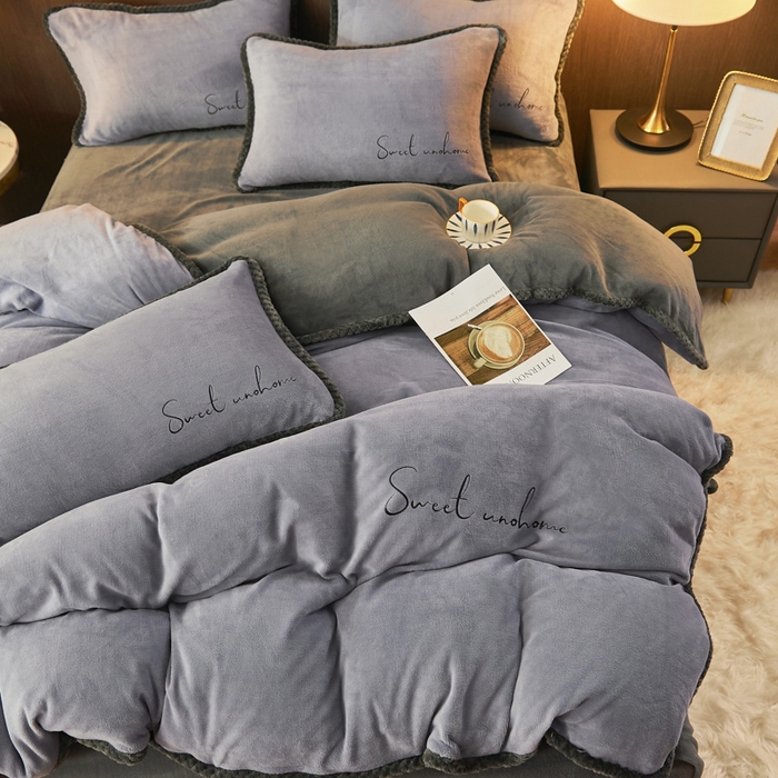 91家纺网 家纺一手货源 找家纺 吾诺 2024新款双拼色牛奶绒四件套 风格一 双拼兰灰