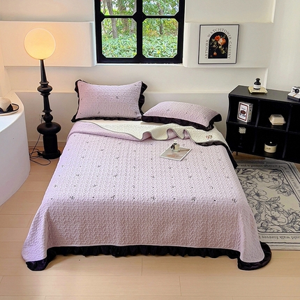美梦家纺 2024新款牛奶绒法式绣花夹棉床盖 绒蝴蝶结·水晶紫