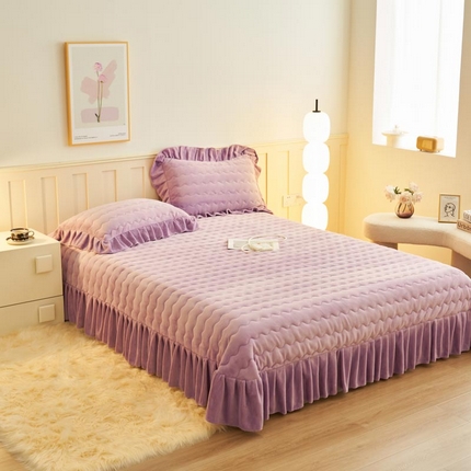 91家纺网 家纺一手货源 找家纺 （总）茉保家纺 2025新款纯色牛奶绒床盖