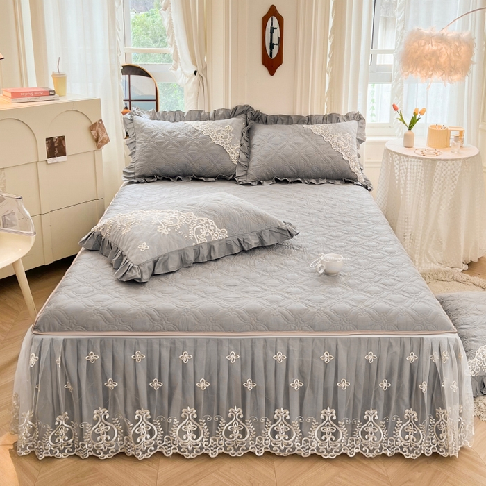 91家纺网 家纺一手货源 找家纺 罗艺轩 2024新款公主风全棉加厚可脱卸床笠式床裙三件套 慕雅-高级灰
