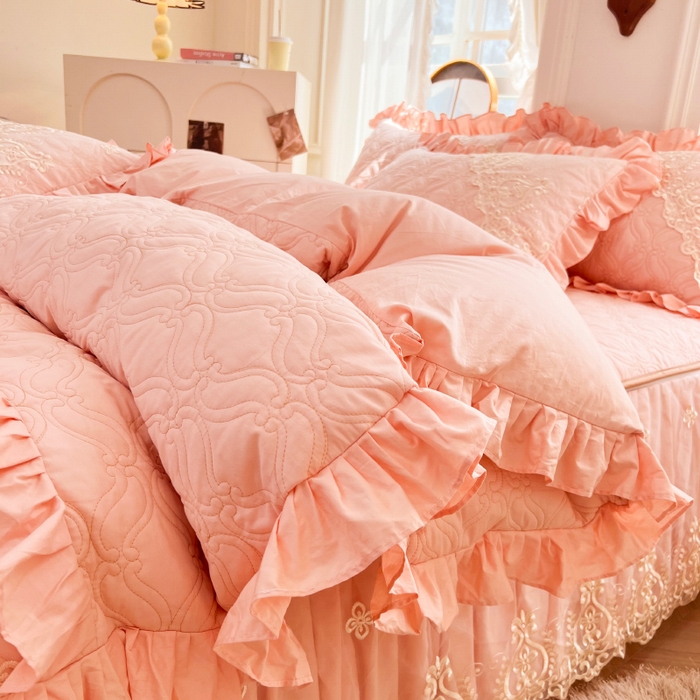 91家纺网 家纺一手货源 找家纺 罗艺轩 2024新款公主风全棉加厚可脱卸床笠式床裙四件套 慕雅-柔粉