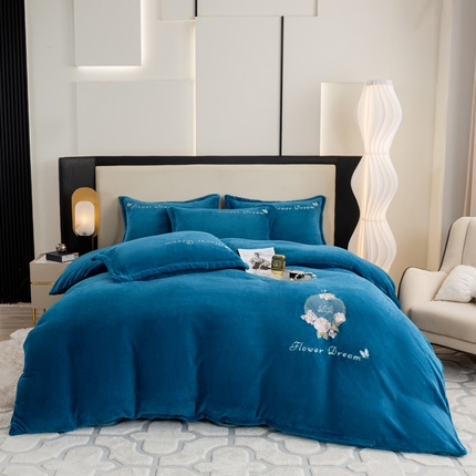 晶缦家纺 2024新款高克重牛奶绒刺绣花四件套 花仙子-藏蓝