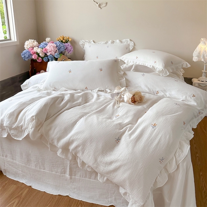 91家纺网 家纺一手货源 找家纺 木楌 2024全棉皱皱纱荷叶边刺绣工艺款四件套 文汐