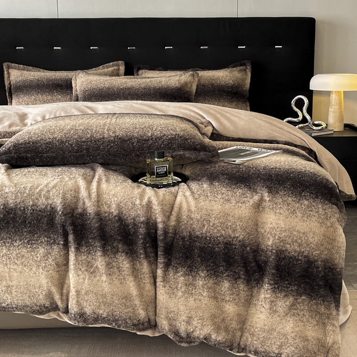 91家纺网 家纺一手货源 找家纺 慕尚家纺 2025新款高端亲肤舒适暖芙兔毛四件套 暖芙-深咖