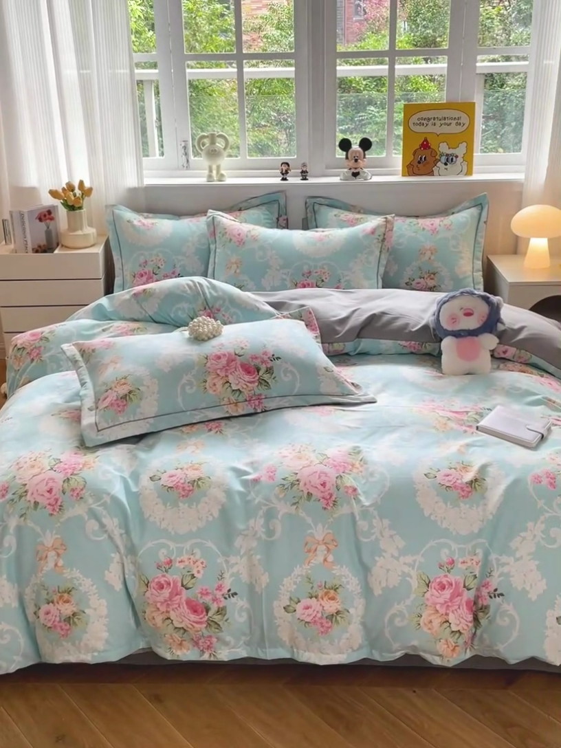 91家纺网 家纺一手货源 找家纺 暖芯优选 2025直播热款加厚全棉磨毛四件套喷气印花纯棉（一字绣工艺款）学生三件套9月上新 流年