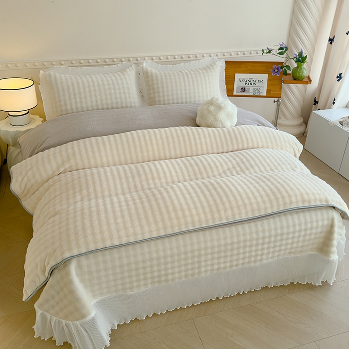 91家纺网 家纺一手货源 找家纺 冬然家纺 2024新款泡泡绒床裙四件套系列 泡泡绒-奶油白