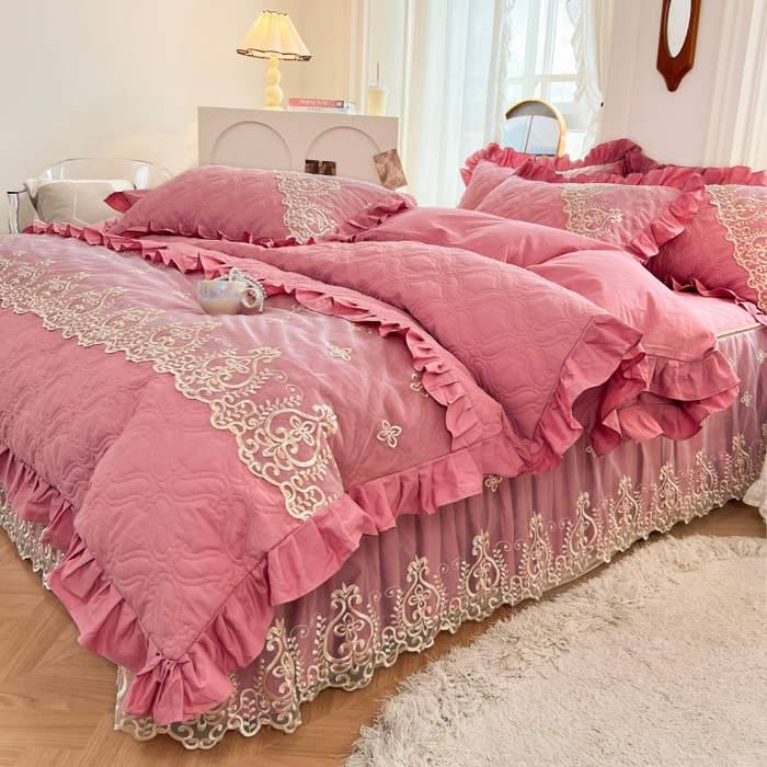91家纺网 家纺一手货源 找家纺 罗艺轩 2024新款公主风全棉加厚可脱卸床笠式床裙四件套 慕雅-豆沙