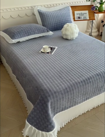 91家纺网 家纺一手货源 找家纺 冬然家纺 2024新款泡泡绒床裙四件套系列 泡泡绒-淡雅灰