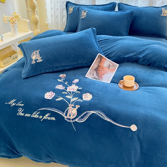 91家纺网 家纺一手货源 找家纺 （总）高克重牛奶绒刺绣花四件套舒适厚实冬季保暖牛奶绒四件套田园花卉系列