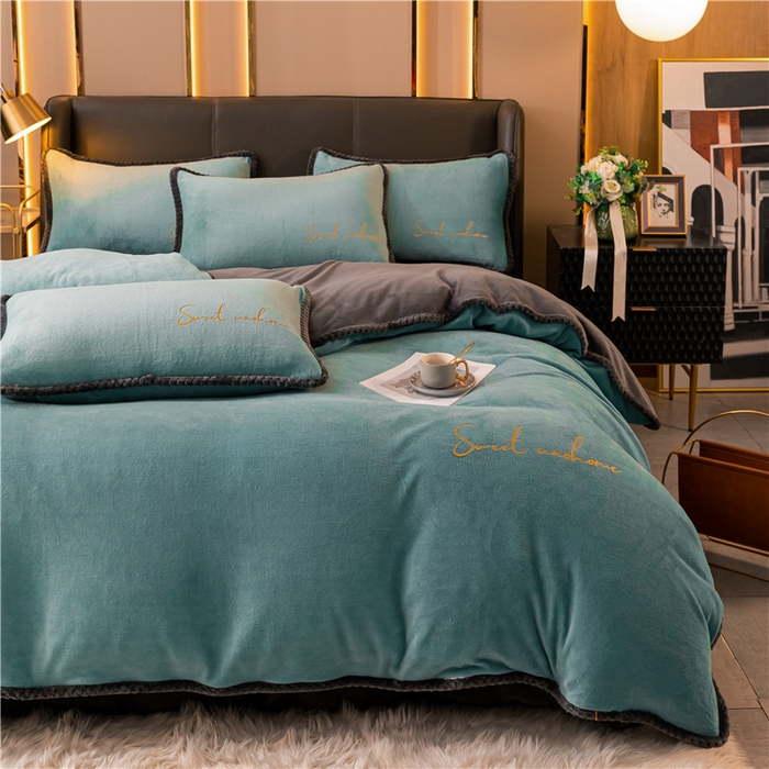 91家纺网 家纺一手货源 找家纺 吾诺 2024新款双拼色牛奶绒四件套 风格二 双拼湖兰