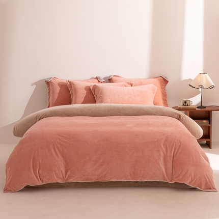 91家纺网 家纺一手货源 找家纺 ONE TWO ONE 121 新品【婴儿绒四件套】2024毛毯被子四件套单件床单被套床笠珊瑚绒牛奶绒冬被法兰绒兔毛绒 橘粉-奶茶