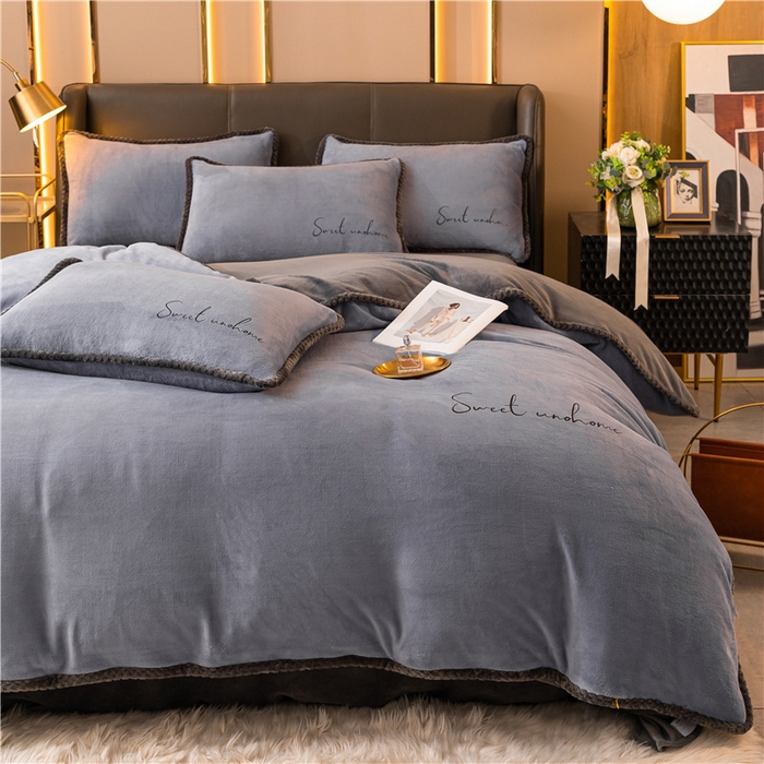 91家纺网 家纺一手货源 找家纺 吾诺 2024新款双拼色牛奶绒四件套 风格二 双拼兰灰