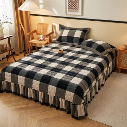 91家纺网 家纺一手货源 找家纺 （总）茉保家纺 2025新款无印风款牛奶绒床盖