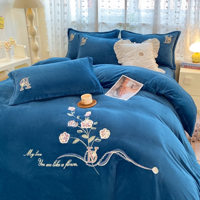 91家纺网 家纺一手货源 找家纺 （总）高克重牛奶绒刺绣花四件套舒适厚实冬季保暖牛奶绒四件套田园花卉系列