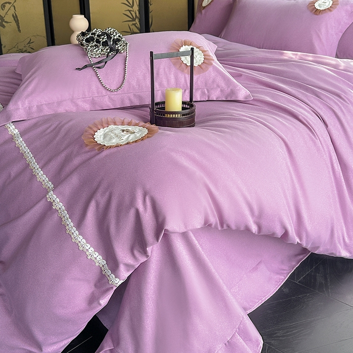 91家纺网 家纺一手货源 找家纺 宜家坊 2024秋冬加厚肌理纹碳素磨毛刺绣贴布绣花边新中式四件套 紫色