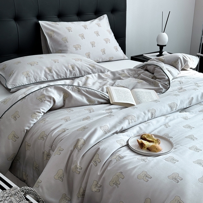 91家纺网 家纺一手货源 找家纺 汇庭 2024新品·雅棉春秋被系列--棚拍 多多象灰